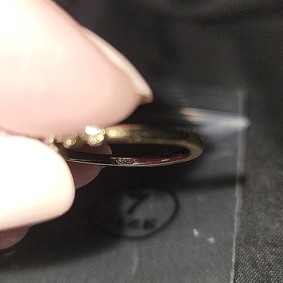 New Women's Snowflake Delicate Ring Size 7 - Picture 5 of 5